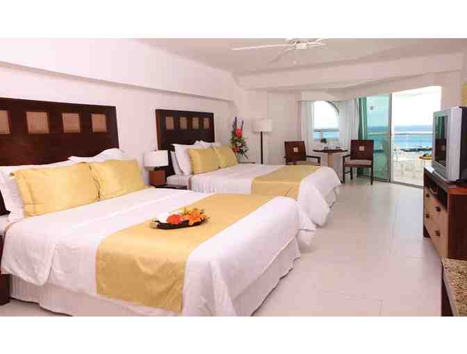 Enjoy 5 nights luxury condo @ El Cid La Ceiba Beach Hotel, Cozumel, ROO + Destiler&iacute;a Cozum