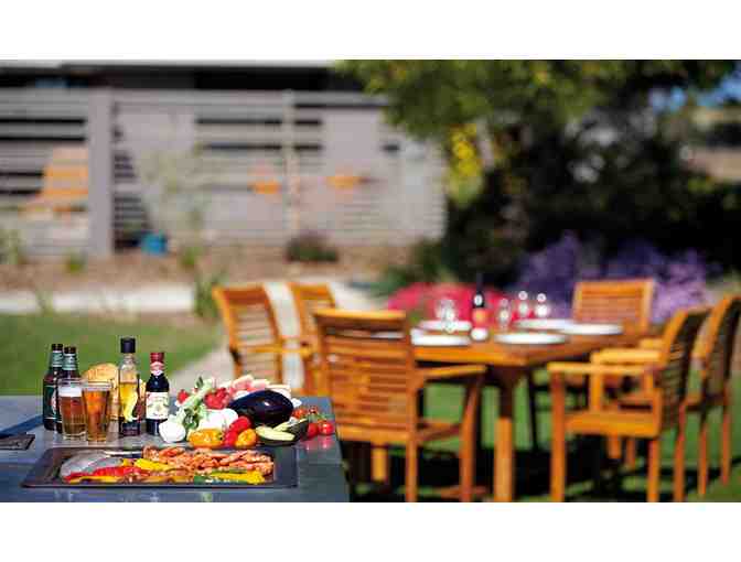 Enjoy 5 nights luxury condo @ Ramada Resort Seven Mile Beach, Mile Beach, TAS + Coal Valle