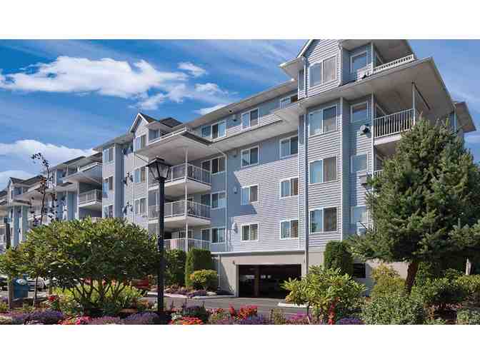 Enjoy 5 nights luxury condo @ WorldMark Birch Bay, Blaine, WA + Backyard Vineyards Credit