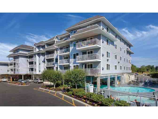 Enjoy 5 nights luxury condo @ WorldMark Birch Bay, Blaine, WA + Backyard Vineyards Credit