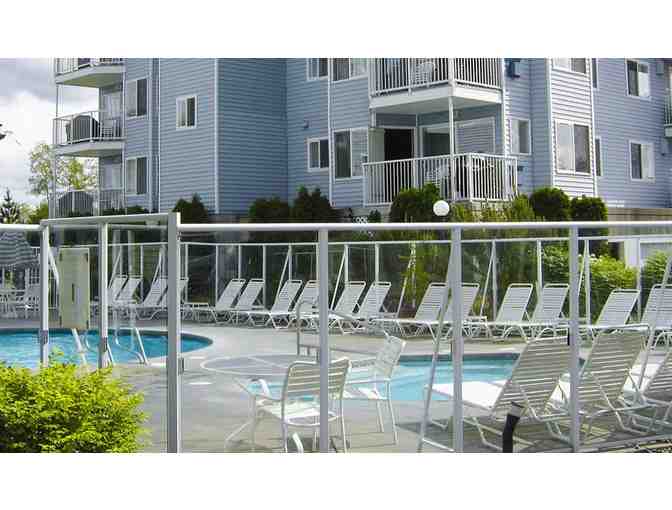 Enjoy 5 nights luxury condo @ WorldMark Birch Bay, Blaine, WA + Backyard Vineyards Credit