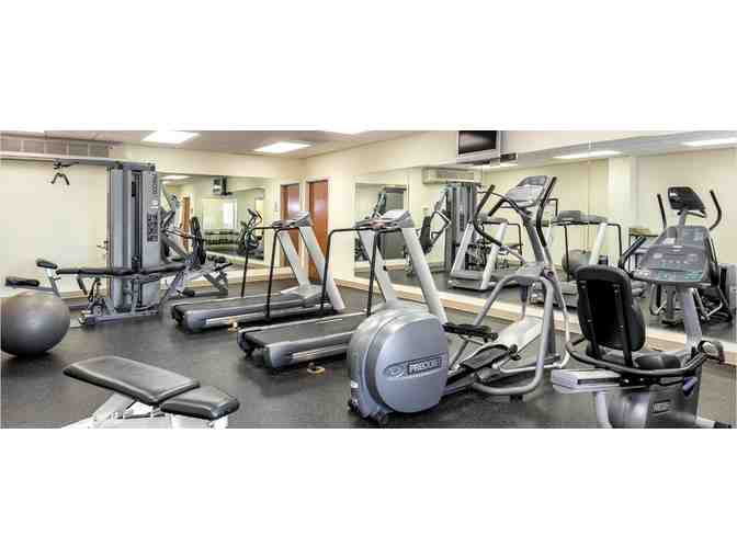 Enjoy 5 nights luxury condo @ WorldMark Blaine, Birch Bay, WA + GLM Wine Co. Credit