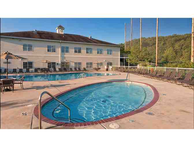 Enjoy 5 nights luxury condo @ WorldMark Branson, Branson, MO+ Bear Creek Wine Company and