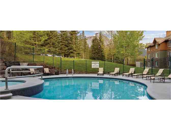 Enjoy 5 nights luxury condo @ WorldMark Canmore - Banff, Canmore, AB+ Sheepdog Brewing Cre