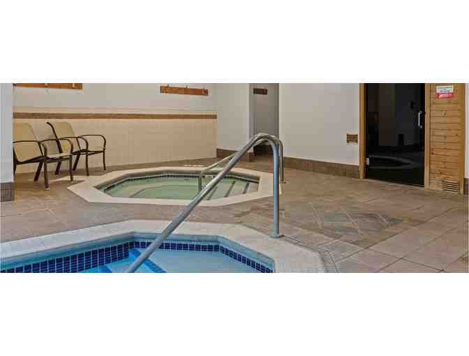 Enjoy 5 nights luxury condo @ WorldMark Canmore - Banff, Canmore, AB+ Sheepdog Brewing Cre