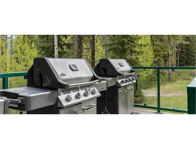 Enjoy 5 nights luxury condo @ WorldMark Canmore - Banff, Canmore, AB+ Sheepdog Brewing Cre