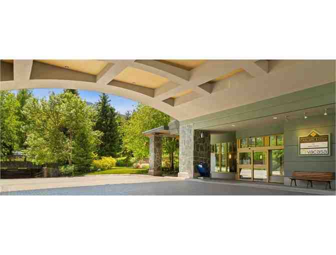 Enjoy 5 nights luxury condo @ WorldMark Cascade Lodge, Whistler, BC + Montis Distilling