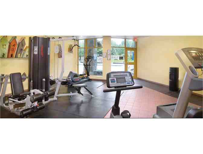 Enjoy 5 nights luxury condo @ WorldMark Cascade Lodge, Whistler, BC + Montis Distilling