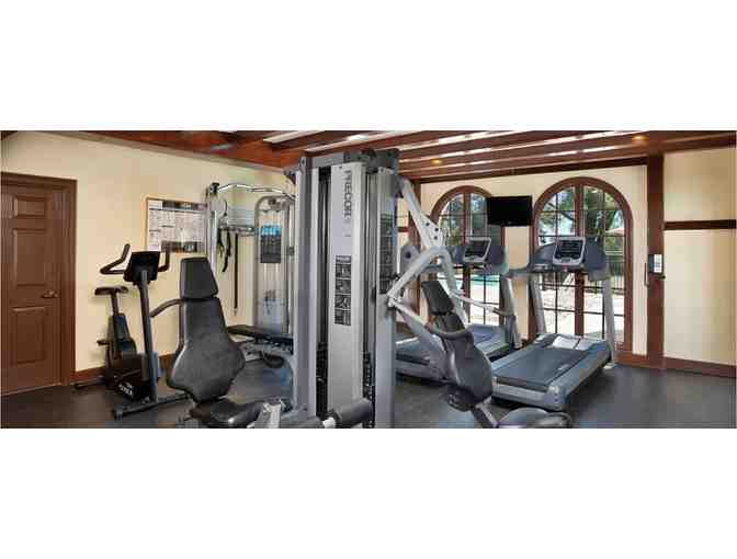 Enjoy 5 nights luxury condo @ WorldMark Clear Lake California + Bed & Barrel Credit