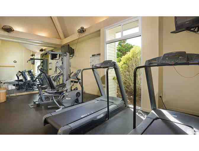 Enjoy 5 nights luxury condo @ WorldMark Gleneden Oregon + Depoe Bay Winery Credit