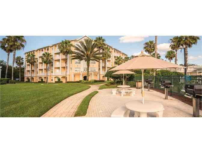 Enjoy 5 nights luxury condo @ WorldMark Kingstown Reef Orlando, Fl +The Winery & Tasting R