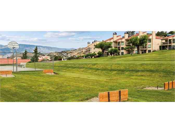 Enjoy 5 nights luxury condo @ WorldMark Lake Chelan Shores Washington + Fielding Hills Win