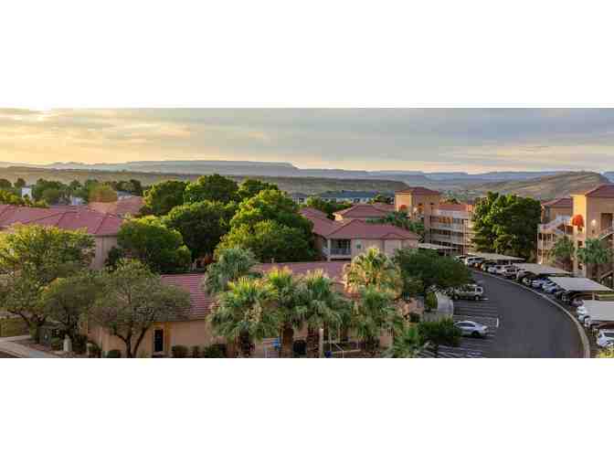 Enjoy 5 nights luxury condo @ WorldMark St. George, St. George, UT+ Bold and Delaney Winer