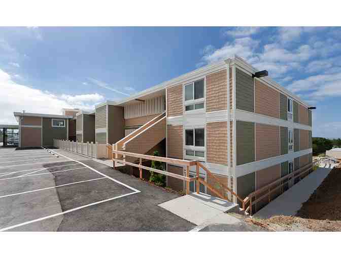 Enjoy 5 nights luxury condo @ WorldMark Surfside Inn, Ocean Park, WA + Adrift Distillers