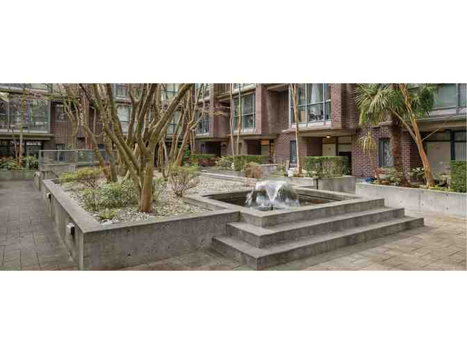 Enjoy 5 nights luxury condo @ WorldMark The Canadian, Vancouver, BC+ Canadian Craft Tours