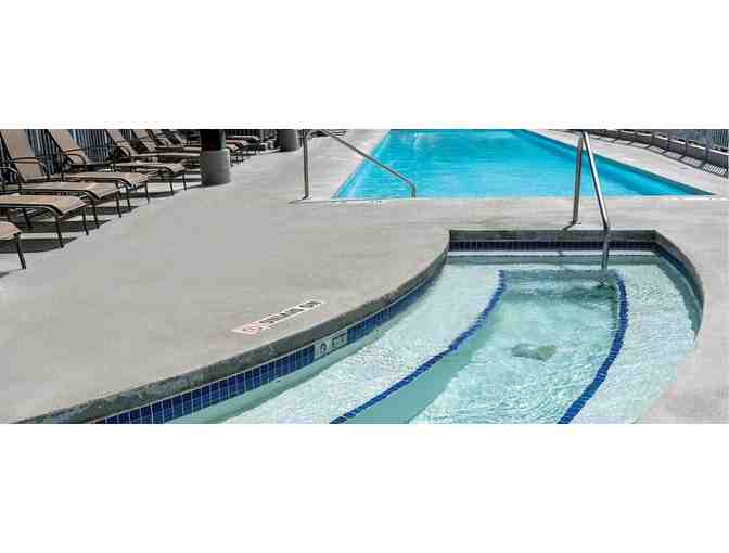 Enjoy 5 nights luxury condo @ WorldMark Victoria, Victoria, BC + Whistle Buoy Brewing Comp