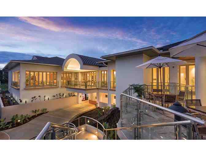 10-Night Kauai & Oahu Getaway for Up to 6 Guests! + Gift - Photo 1