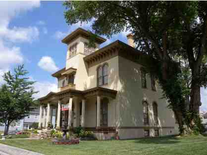 4-Night Stay at Pepin Mansion @ 4.8 STAR Rated BnB New Albany,IN + Gift