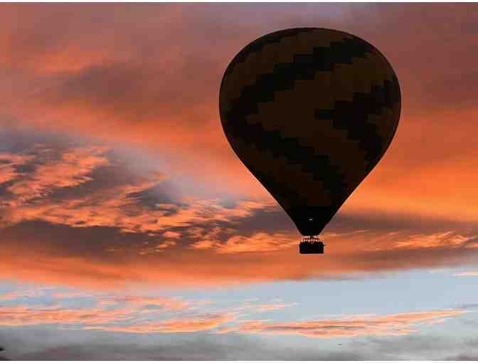 4-Night Stay in 4-Bedroom Pool House with Hot Balloon Experience + Gift - Photo 12