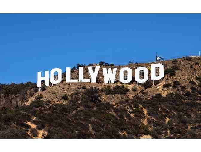 4 nights Ultimate Universal Studios & 2 bed Hollywood Experience + Gift - Photo 1