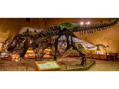 5 night Golf Getaway in Wyoming with Country Artist Bobby Chitwood + Gift