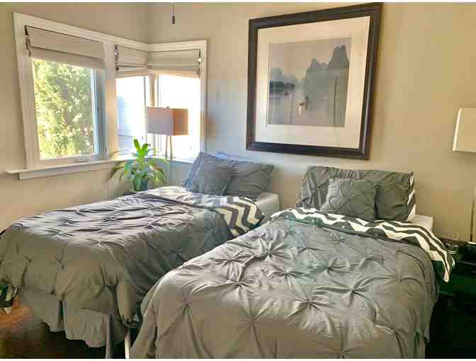 5-Night Napa Valley Waterfront Stay + Sunrise Hot Air Balloon Ride + Gift - Photo 9