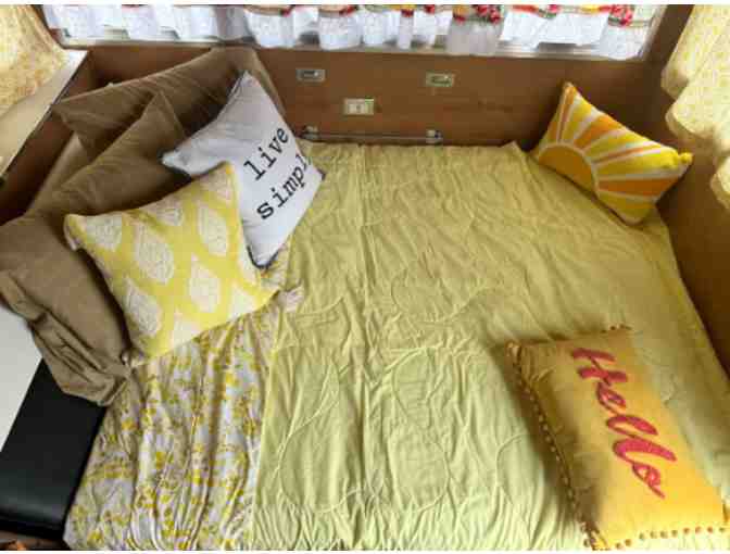 Artisan Craft Bar and Distillery Class + 4 nights glamping RV San Antonio 5 * RATED + Gift - Photo 4