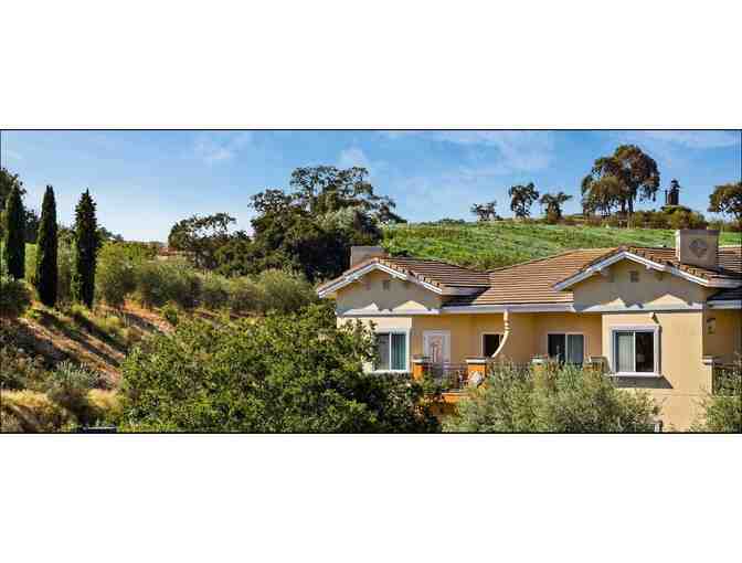 Enjoy 4-Night Luxury Napa Valley Escape + Wine Blending Experience for 2 + GIFT - Photo 2