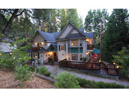 Enjoy 4 nights BnB McCaffrey House Bed & Breakfast Inn near Yosemite 4.7 Star + Gift