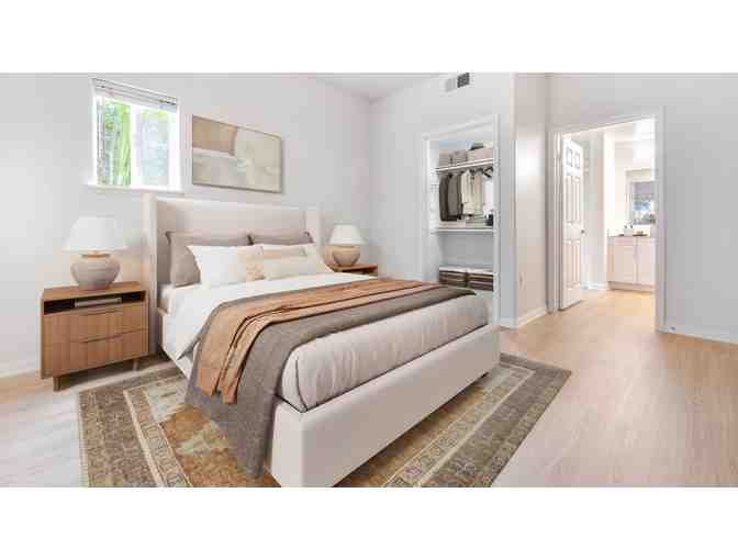 4-Night LA Stay + Golf With Frieda The Cheetah &mdash; The World&rsquo;s Most Dangerous Woman + Gift - Photo 6