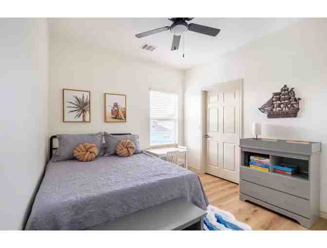 Tanker Surfing Adventure + 4-Night Galveston Beach House Stay + Gift - Photo 6