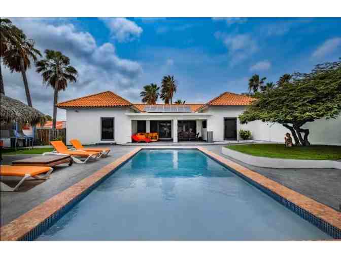 7-Night Aruba Stay in 5-Bedroom Villa + Gift - Photo 1
