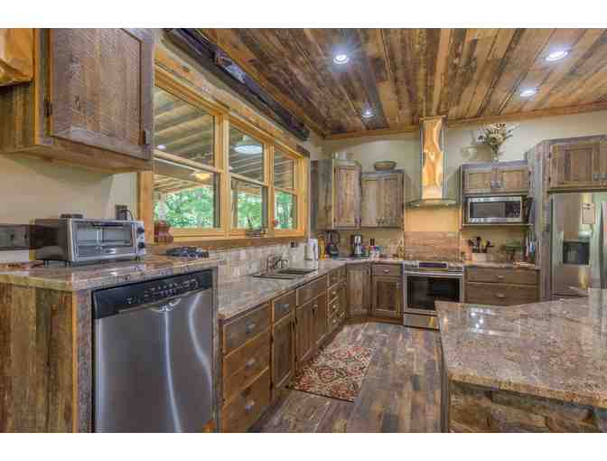 5 night Luxury Tennesse Cabin with Private Fly Fishing + Gift - Photo 9