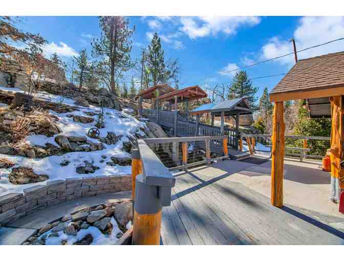 5 nights Unique Custom-Built Mountain Retreat with Hot Tub &mdash; Running Springs, CA + Gift - Photo 9