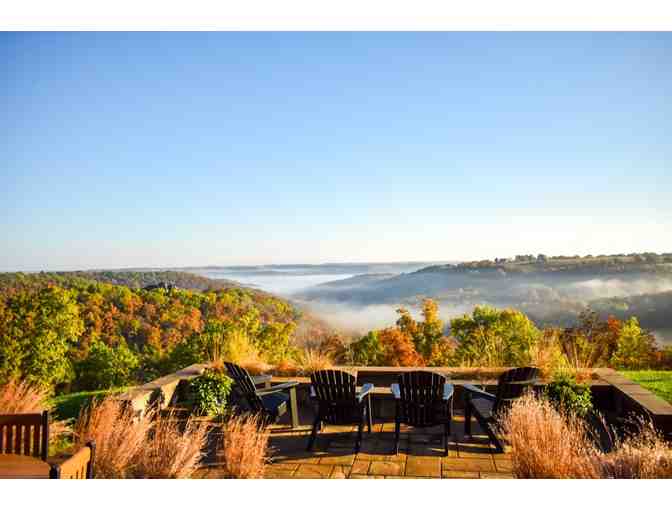 7-Night Resort Getaway to the Ozarks!