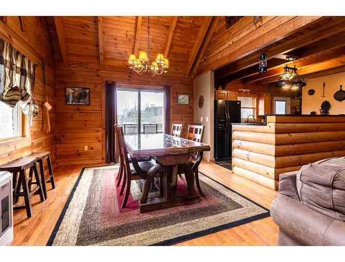 3 Nights in the Bison Overlook Lodge!