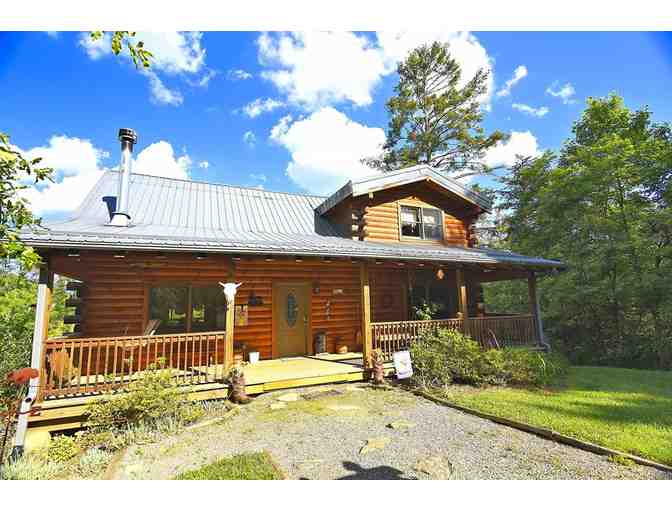 2 Nights in the Bison Overlook Lodge