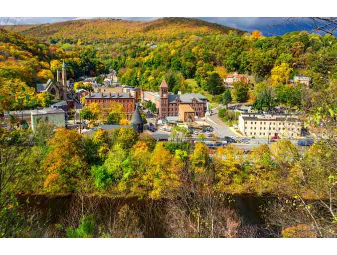 3-Night Romantic Getaway to the Poconos! Lakeville, PA - Photo 1