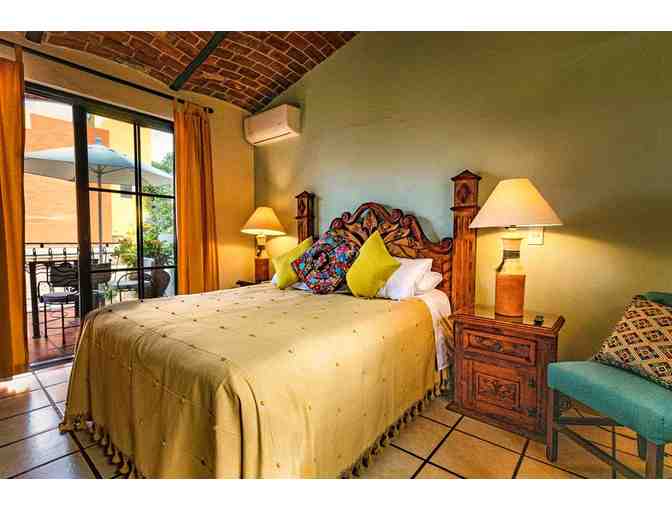 Experience the Casa del Sol Inn! - Photo 8