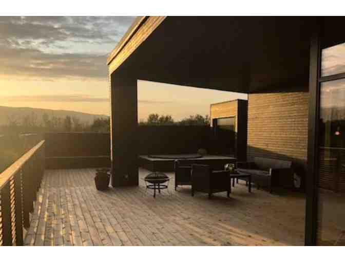 Iceland Into the Wild - Photo 13