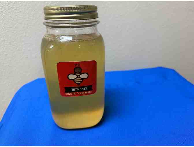 1 Quart of Spring Honey - Photo 1