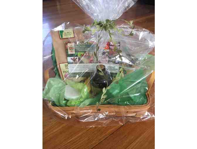 Farmers to You - a food basket of pantry staples and a $25 Gift Certificate