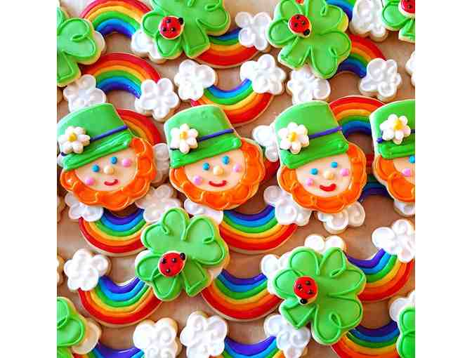 One Dozen State Fair Winning Cookies