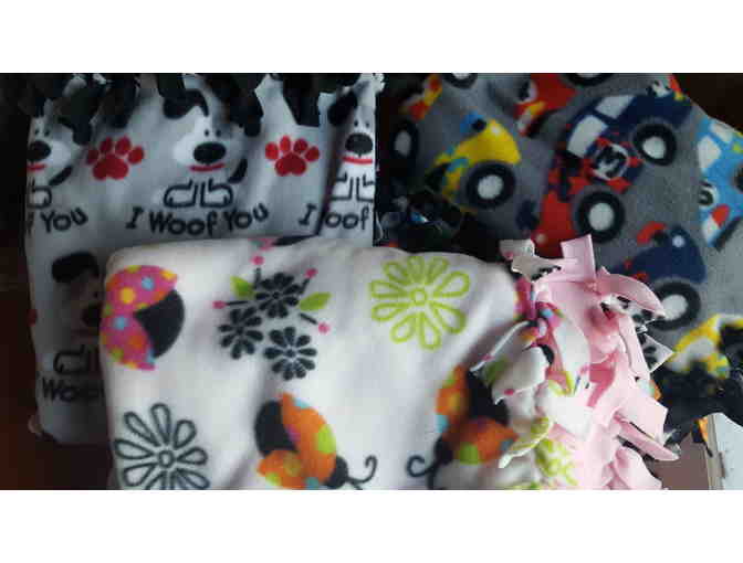 Personalized ~ Fleece Tie Blanket ~ Great gift for your Grad