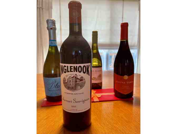 Reader's Dream Book Basket