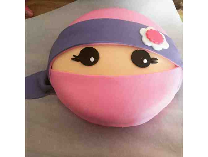 Custom Made Fondant Cake created by Sra. Ashby & Sra. Devers