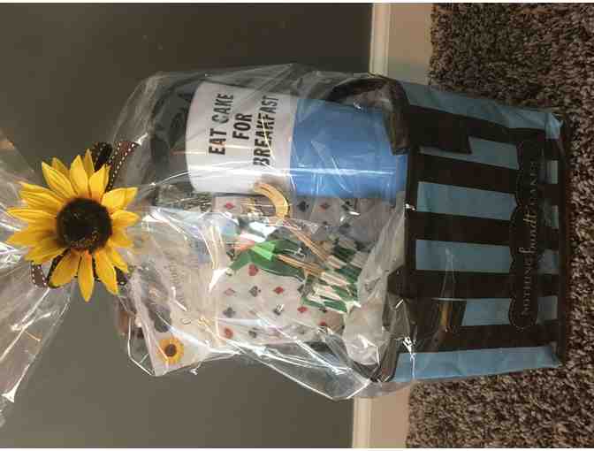 Nothing Bundt Cakes - Gift Card Basket