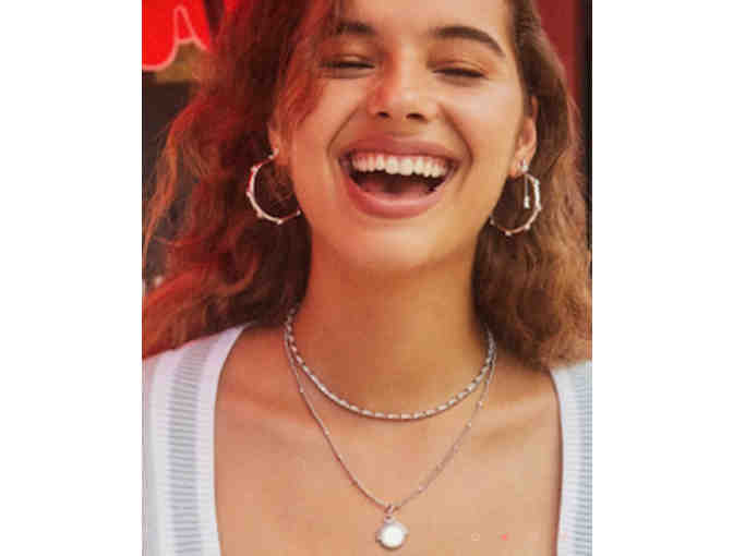 Kendra Scott Necklace