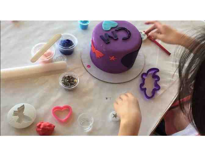 Duff's Cakemix: Decorating Experience for Two!