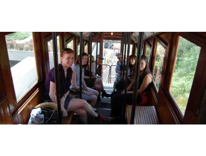 Los Angeles Conservancy: Private Group Walking Tour for 12